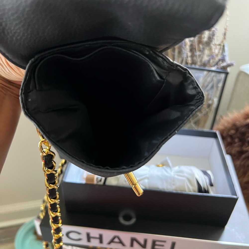 Chanel Umbrella with Quilted Vegan Leather Pouch. Comes with box -GWP - Picture 7 of 14